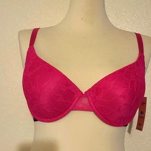 B2G1Free!!!     JUICY COUTURE sexy Tshirt Bra in "Fushia Flame"